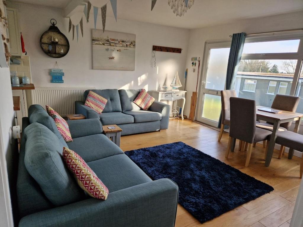 Caldon Holiday Chalet Sleeps 4 In Dartmouth Wifi Electric Inc Pet Friendly ภายนอก รูปภาพ