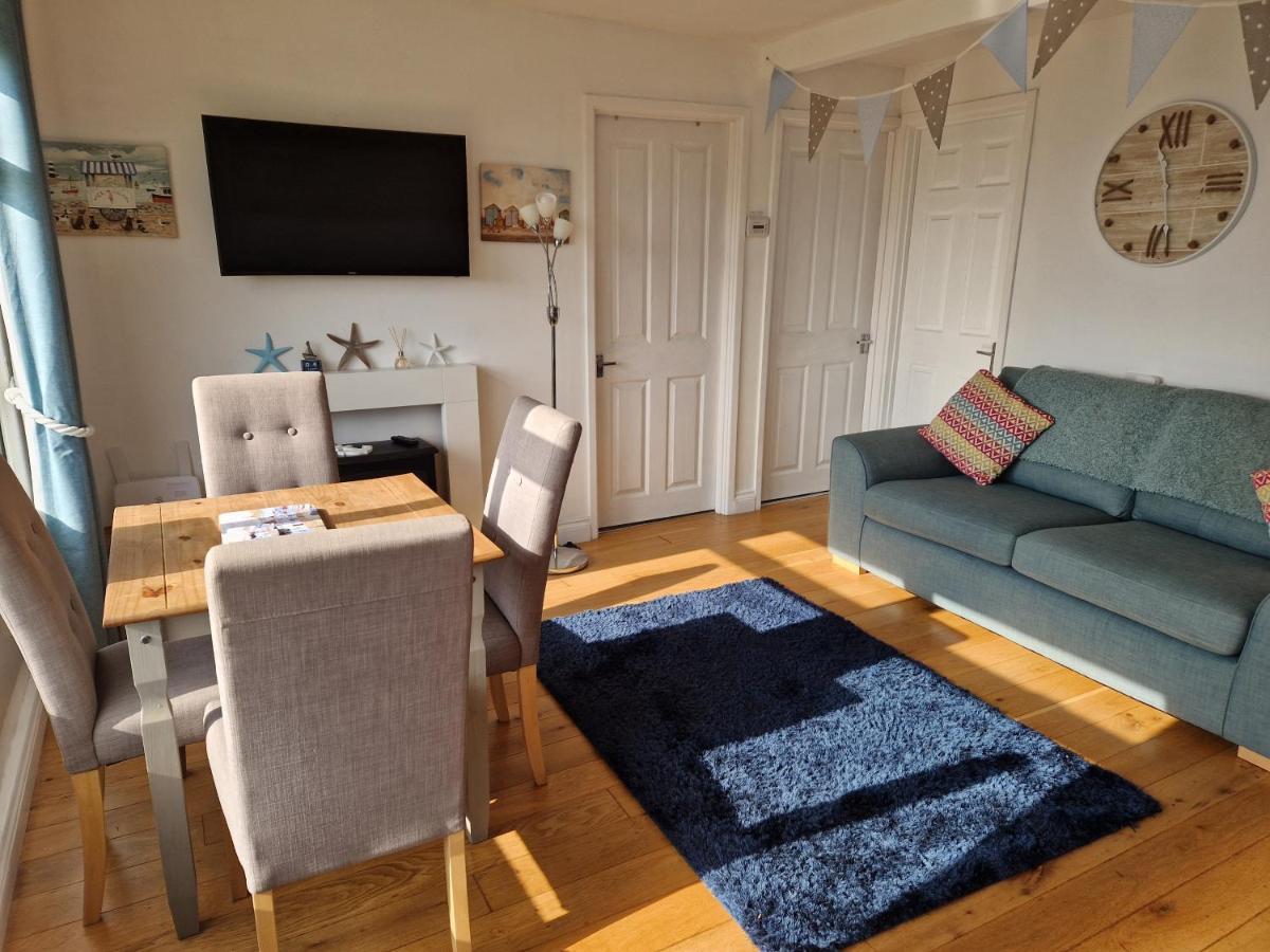 Caldon Holiday Chalet Sleeps 4 In Dartmouth Wifi Electric Inc Pet Friendly ภายนอก รูปภาพ